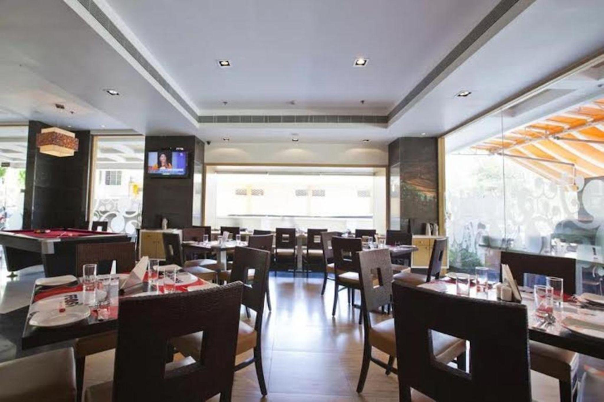 Spree Shivai Hotel Pune Pimpri-Chinchwad Zewnętrze zdjęcie
